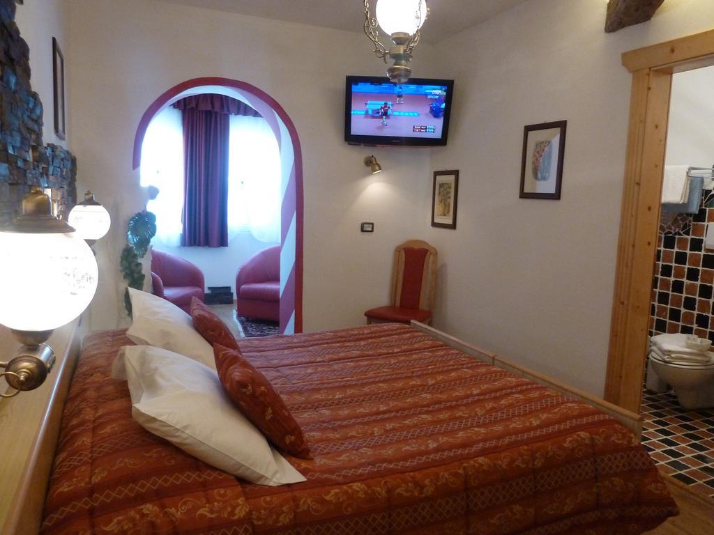 Hotel Ancora Castello-Molina di Fiemme Cameră foto